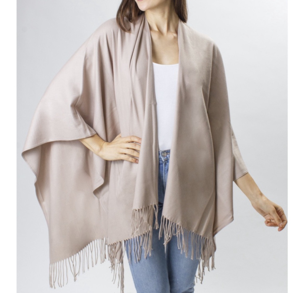 ADRIENNE VITTADINI WOMEN'S RUANA WITH FRINGES